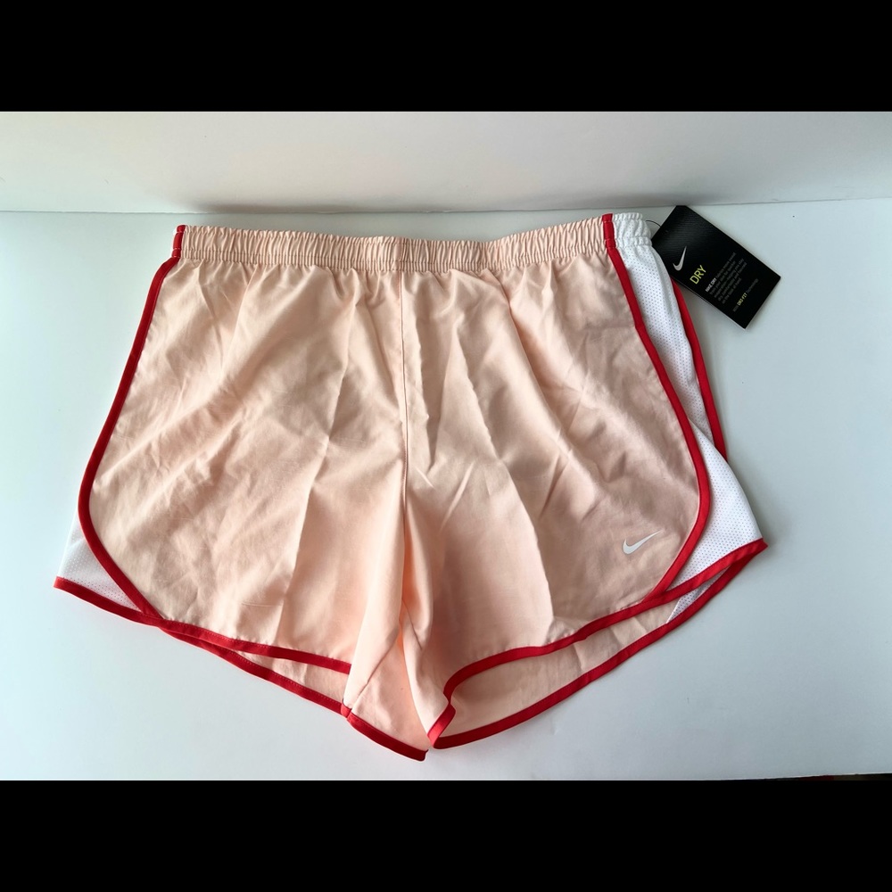 New Nike Dry GIRLS XL Running Shorts Light Pastel Peach Coral X-Large